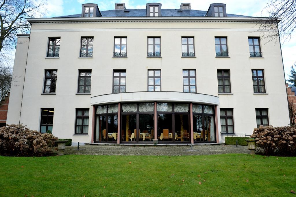 Hotel Kasteel Solhof Aartselaar Exterior foto
